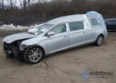 2014 Cadillac Xts B9Q Coachbuilder Funeral Coach z USA, uszkodzony, nr VIN 2GEXG7U31E9500485